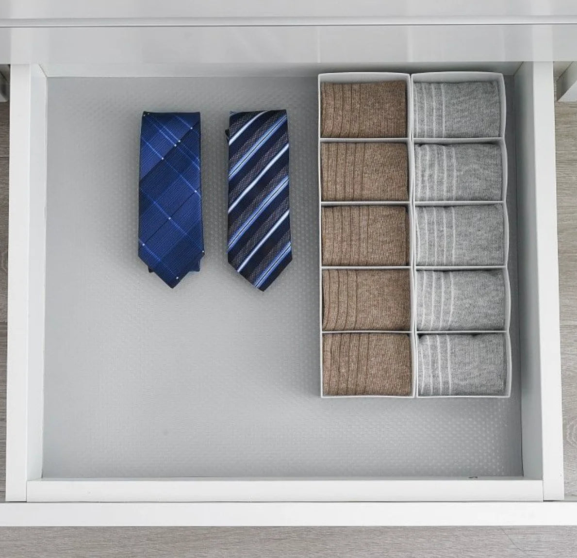 Drawer Mat Shelf Liner, Non-Slip Waterproof EVA Cabinet Liner, Non-Adhesive Oil-Proof Closet & Table Pad, Cut-to-Fit