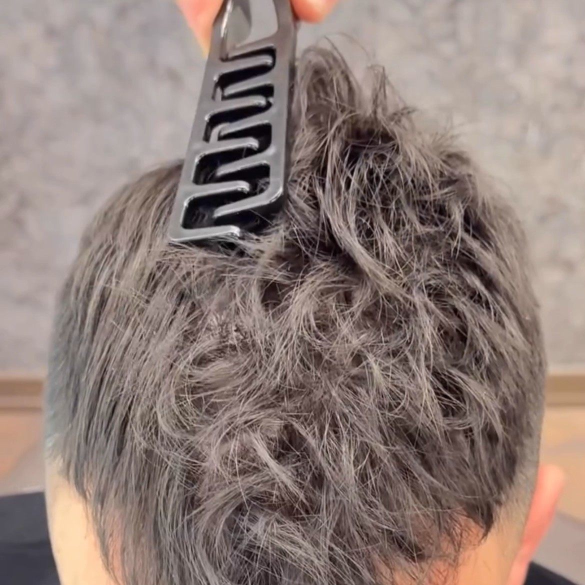 2pcs Men's Styling Comb Made of Plastic, Suitable for Daily Commuting, Business Trips, Travel, And Office Use. It'S Portable, Compact, And Easy to Store. It Helps in Styling And Volumizing Hair, Managing Flyaways