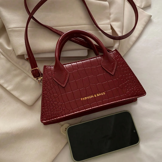 Wo Burgundy Red Handbag - Elegant Small & Bag with Golden-Tone Hardware, Adjustable Strap & Zipper Closure, Golden-Tone Hardware, Wipeable Casual Purse for, Travel, Everyday (No Maintenance)