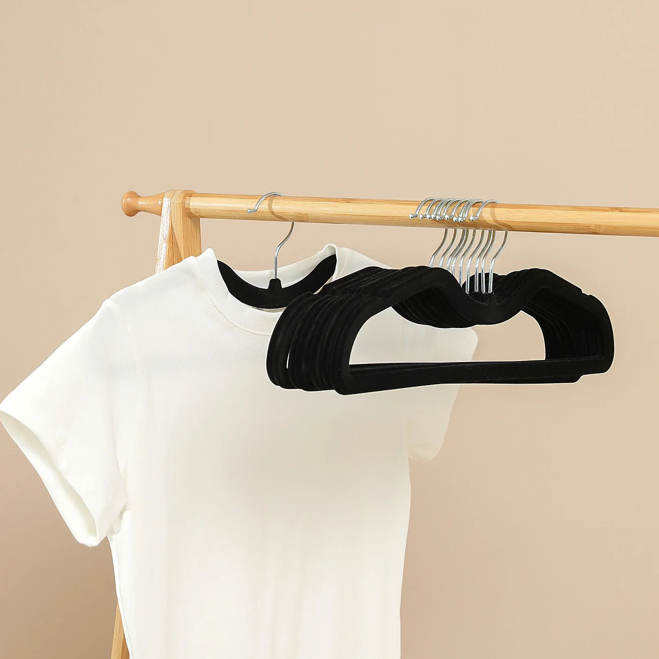 10PCS Flocking Plastic Clothes Hangers – Space-Saving Anti-Slip Short Neck Drying Hangers