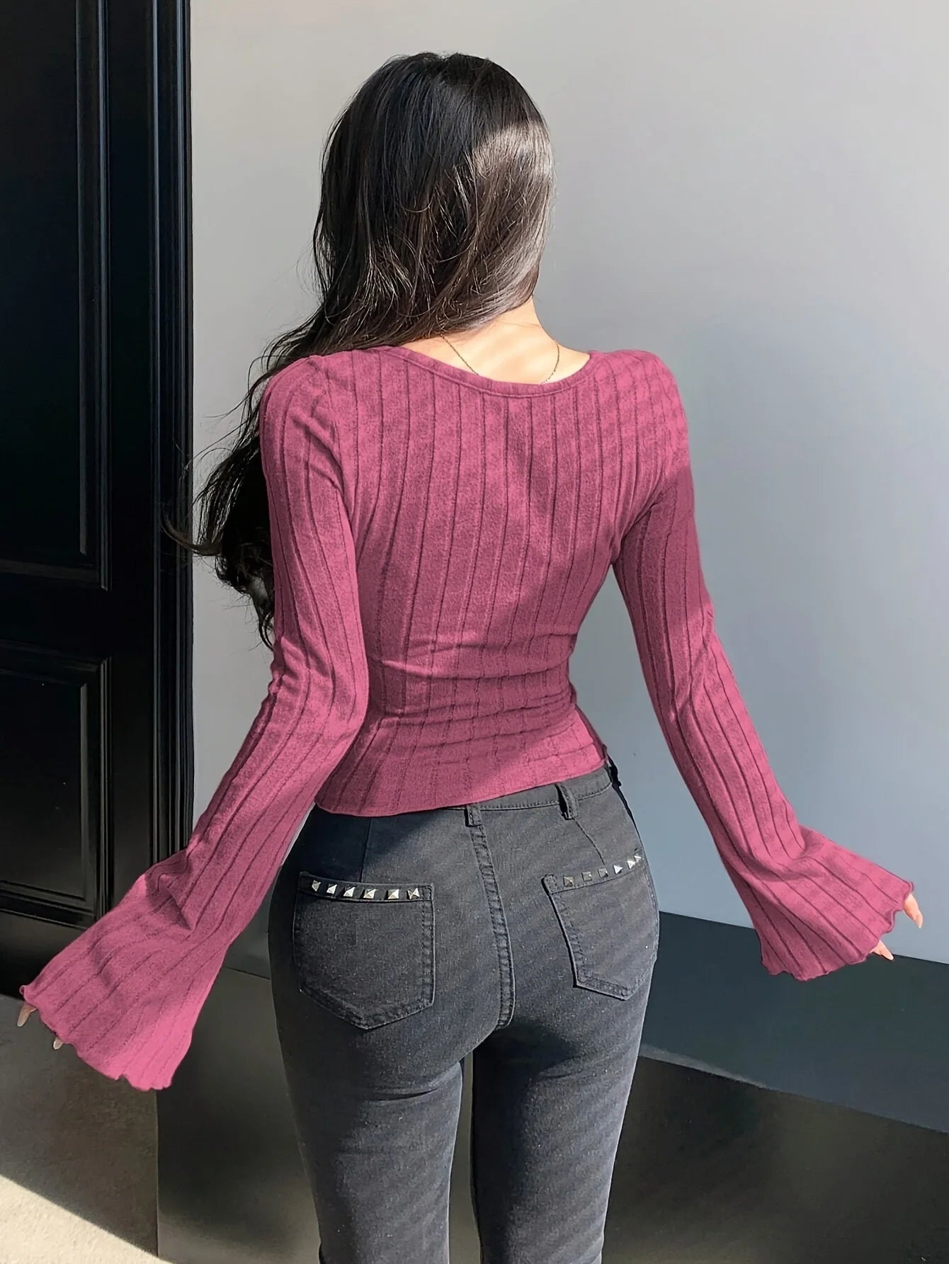 Women’s Ribbed Knit Long Sleeve T-Shirt with Square Neck and Cross Strap, Slim Fit Solid Color Casual Top for Autumn and Winter Streetwear