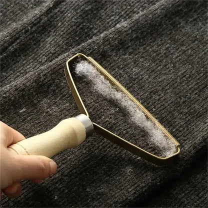 Lint Remover for Coats – Handheld Fuzz Shaver Fabric Pill Remover for Clothes and Upholstery