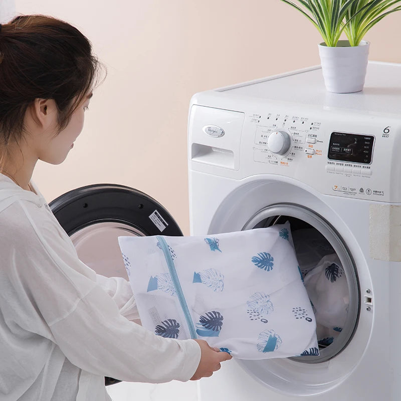 Laundry Bags Set, 6-Piece Fine Mesh Wash Bags for Clothing, Cute Print Laundry Organizer Pouches