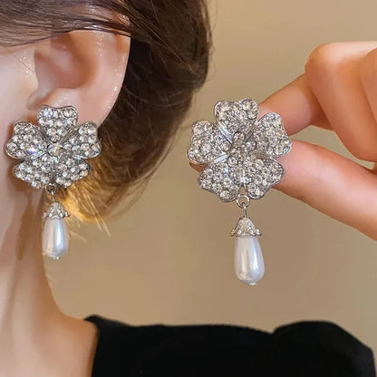 Flower Party Jewelry Set for Women with Imitation Pearl Multi-Layer Necklace, Rhinestone Bracelet and Earrings, French Luxury Shiny Accessory Set for Weddings and Events