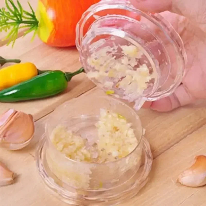 Multifunctional Manual Garlic Crusher, Twist Garlic Press & Chopper Kitchen Gadget for Home Cooking