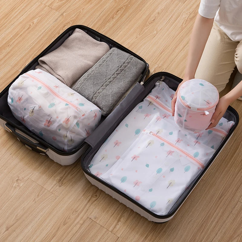 Laundry Bags Set, 6-Piece Fine Mesh Wash Bags for Clothing, Cute Print Laundry Organizer Pouches