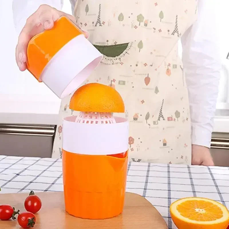Large Caliber Manual Juicer, Portable Citrus Fruit Squeezer Cup for Orange, Lemon & Multi-Fruit Juice