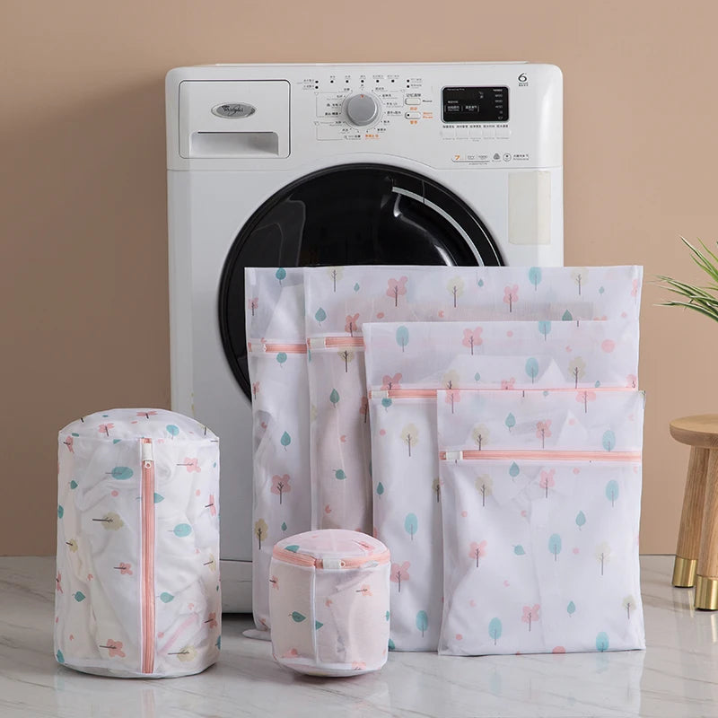 Laundry Bags Set, 6-Piece Fine Mesh Wash Bags for Clothing, Cute Print Laundry Organizer Pouches