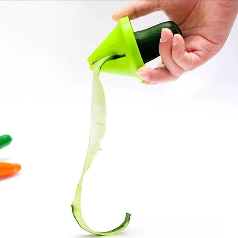 Kitchen Rotating Shredder – Manual Spiral Peeler Vegetable Slicer for Fruit, Potato, and Radish