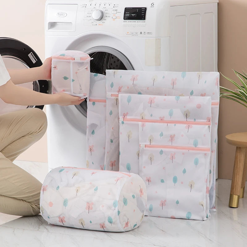 Laundry Bags Set, 6-Piece Fine Mesh Wash Bags for Clothing, Cute Print Laundry Organizer Pouches