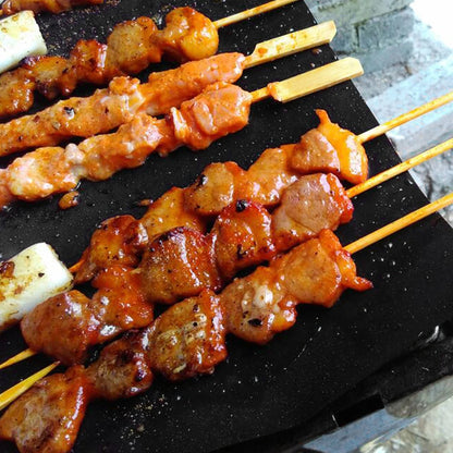 BBQ Grill Mat Set, Non-Stick Teflon Barbecue & Baking Mats, Reusable Heat Resistant Grilling Sheets for Oven, Steamer & Outdoor BBQ