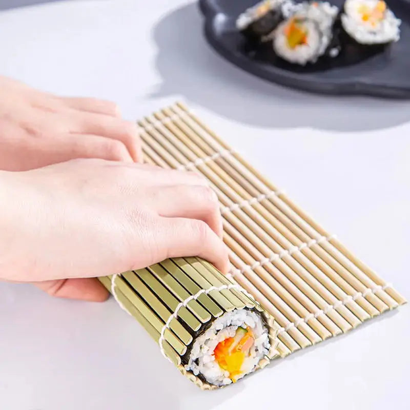 DIY Bamboo Sushi Maker Rolling Mat – Sushi Tools Rice Roller Hand Maker Kitchen Gadget