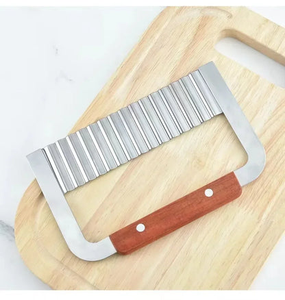 Stainless Steel Wave Knife with Wooden Handle – Wolf Tooth Potato Cutter Crinkle Knife Potato Chip Chopper Kitchen Tool