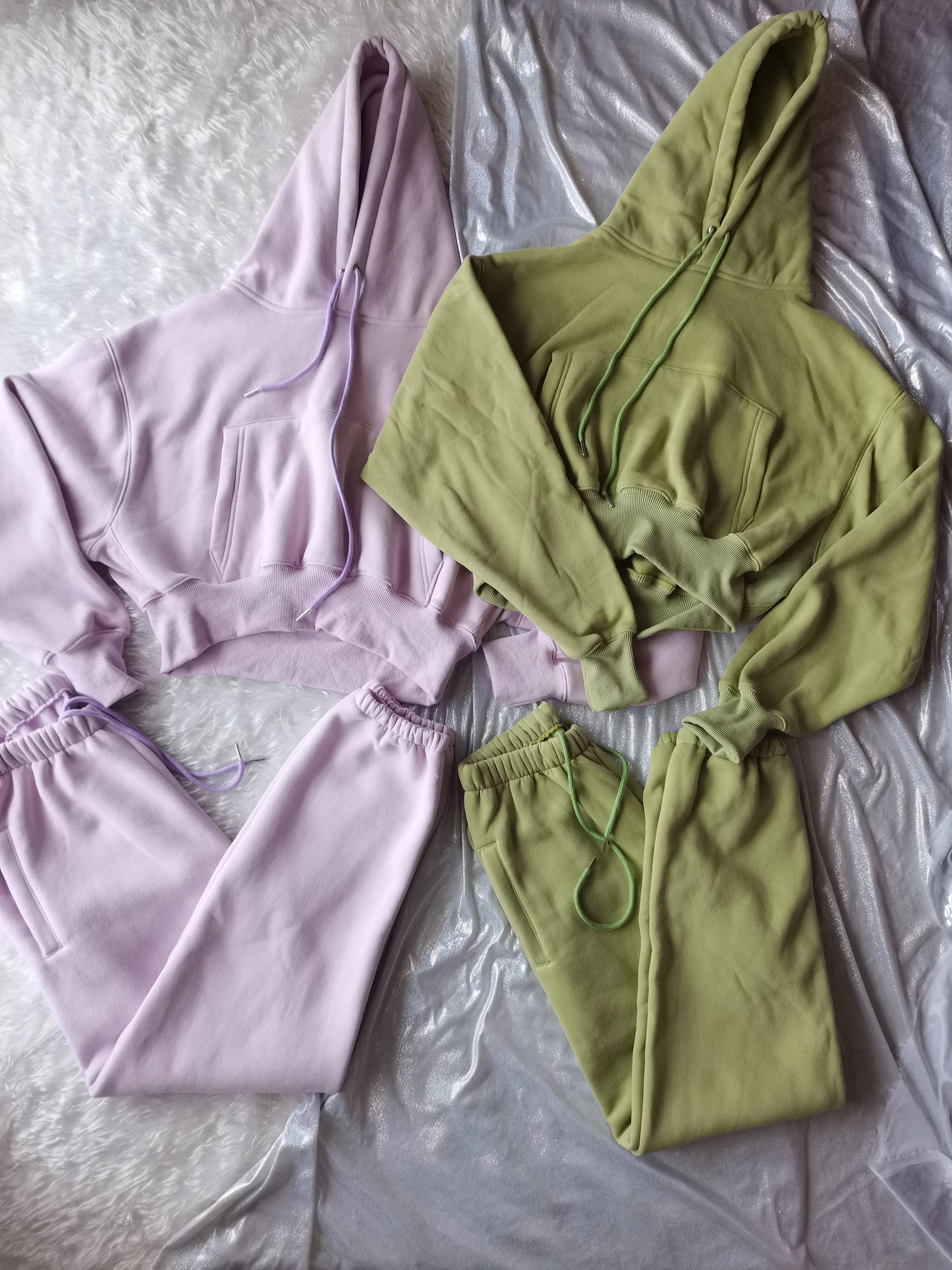 Women’s Fleece Hoodie and Jogger Pants 2-Piece Tracksuit Set, Warm Solid Color Sweat Suit for Fall and Winter Casual Sports Outfit