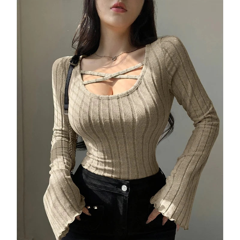 Women’s Ribbed Knit Long Sleeve T-Shirt with Square Neck and Cross Strap, Slim Fit Solid Color Casual Top for Autumn and Winter Streetwear