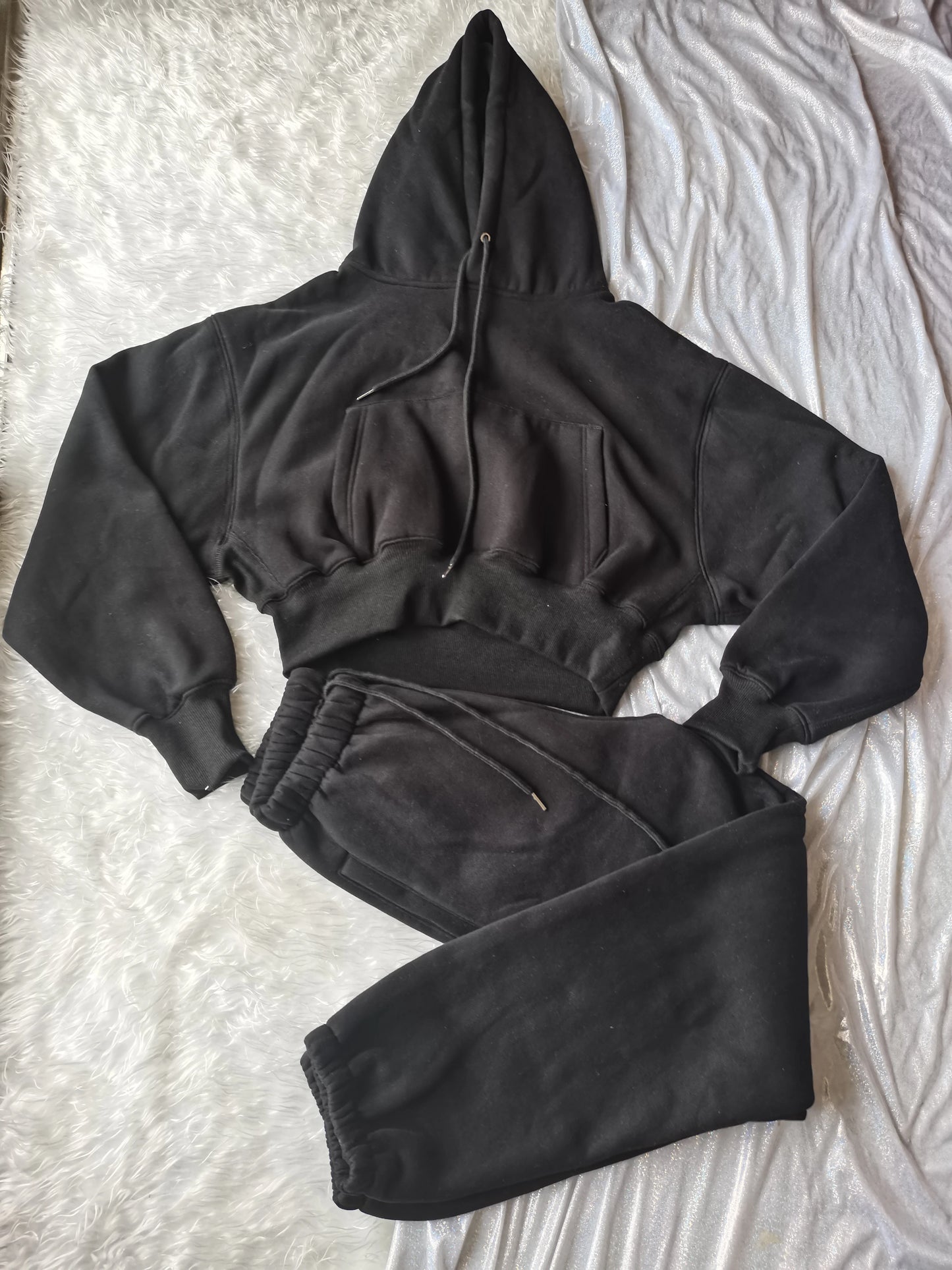 Women’s Fleece Hoodie and Jogger Pants 2-Piece Tracksuit Set, Warm Solid Color Sweat Suit for Fall and Winter Casual Sports Outfit