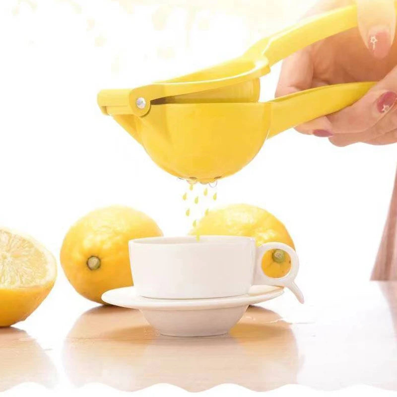 Manual Lemon Clip – Creative Mini Lemon Juicer Portable Kitchen Gadget