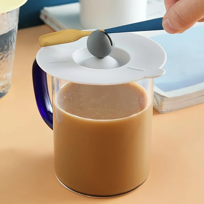 Round Heat-Resistant Cup Lid Cover – Non-Toxic Silicone Universal Mug Lid with Spoon Holder