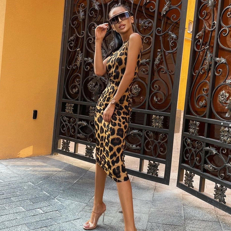 Leopard Print Backless Sleeveless Bodycon Dress - Stretchy Slim Fit Long Length Crew Neck Gothic Raglan Style Machine Washable Autumn Fashion Dress for Women, Leopard Print Dress, Street Style Attire, Formal Elegance, Smooth