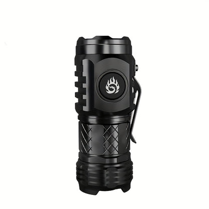 High-brightness mini flashlight, 3 high-brightness LED cores, frog-eye lens, 14500 battery, ultra-bright USB rechargeable, clip-on design, only 50g, lightweight and portable, suitable for home use, night road lighting, outdoo